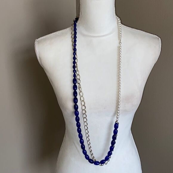 Faux Pearl Chain Necklace - Picture 2 of 7